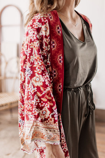 On Wine Time Cabernet Floral Kimono